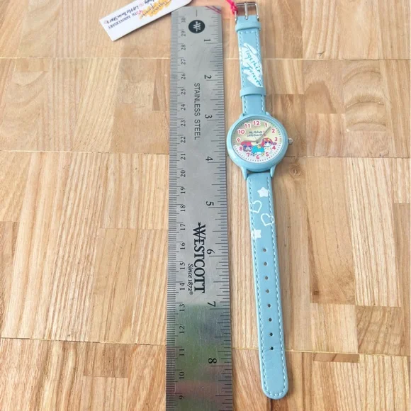 NWT Sanrio my melody little twin stars fashion watch NEW BATTERY - Picture 9 of 9